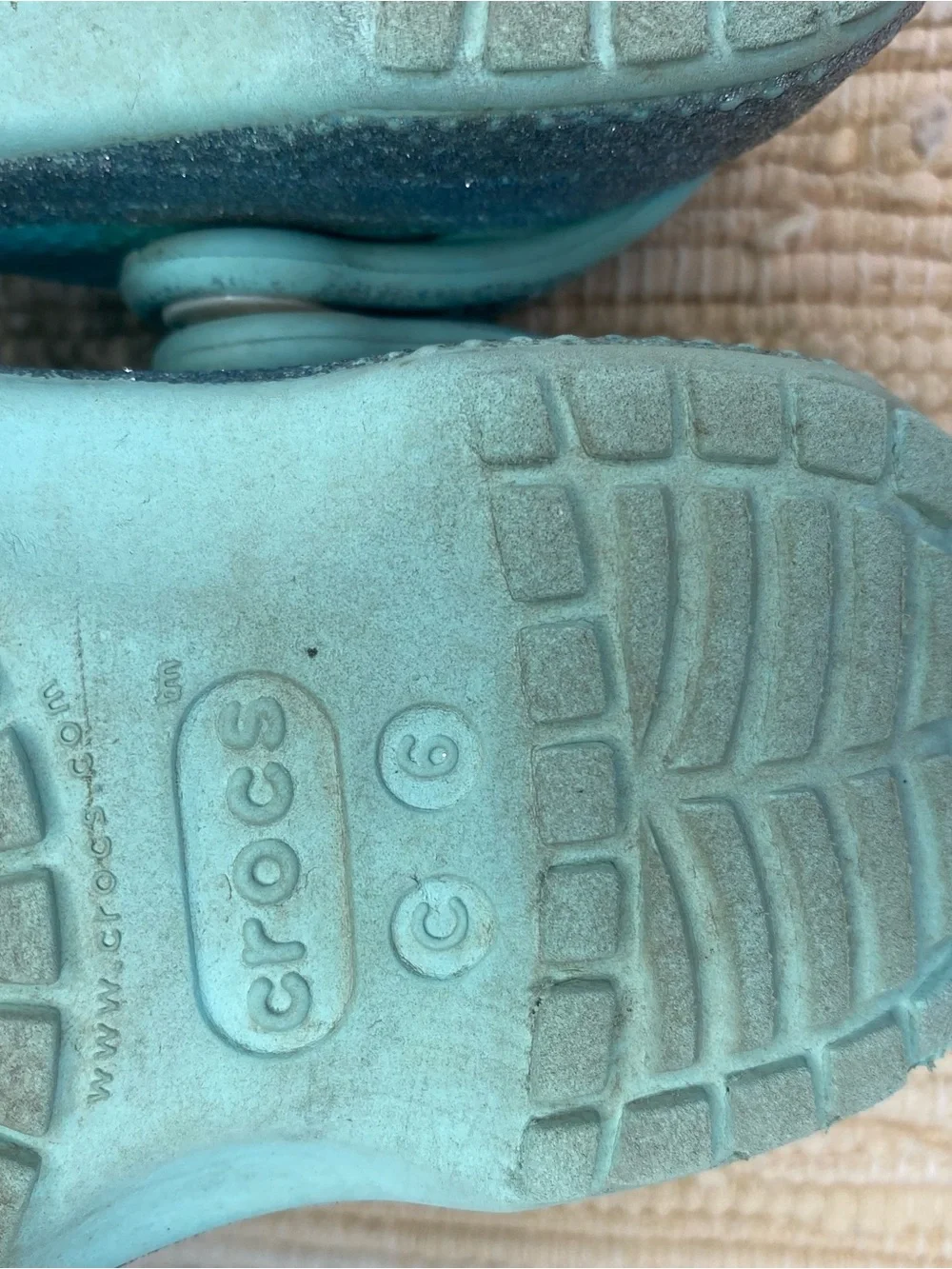 Crocs/Disney crocs pair